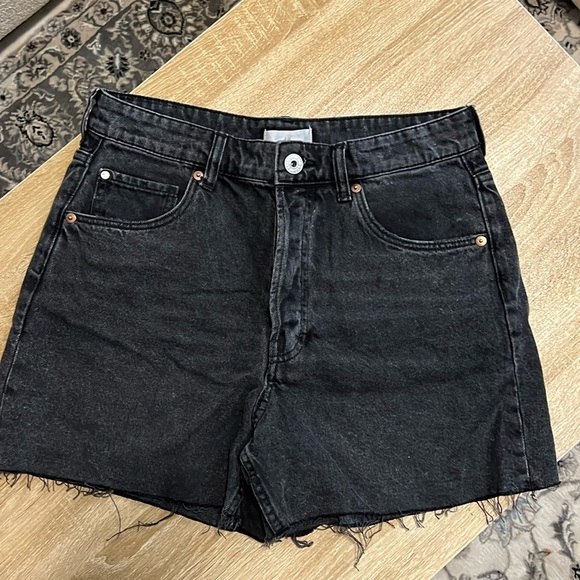 H&M Pants - H&M High Waisted Black Jean Shorts